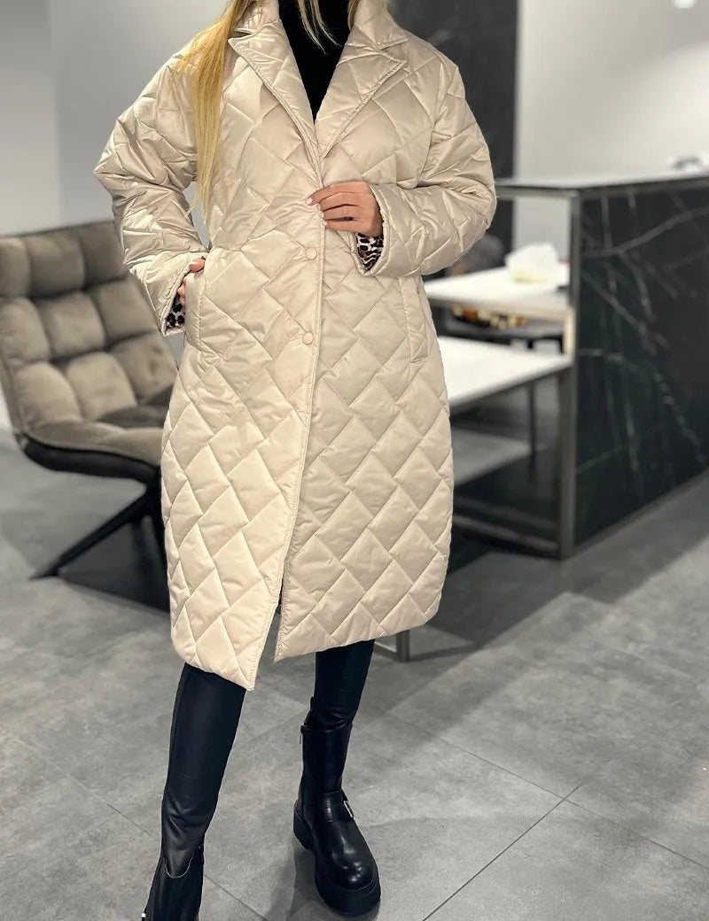Ana-Ioana – Leopardmantel Vielseitige Eleganz – Bild 3