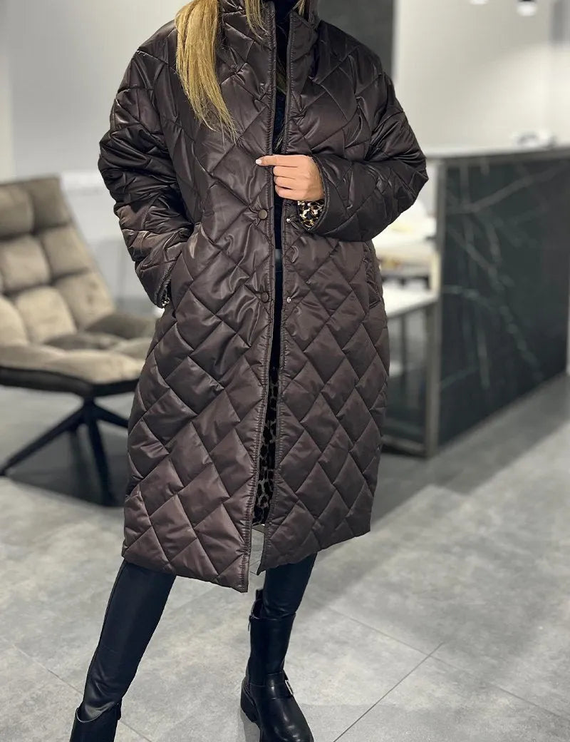 Ana-Ioana – Leopardmantel Vielseitige Eleganz – Bild 4