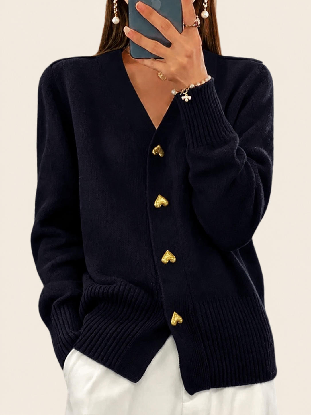 Klara | Eleganter Cardigan – uniforme Produktaufnahme
