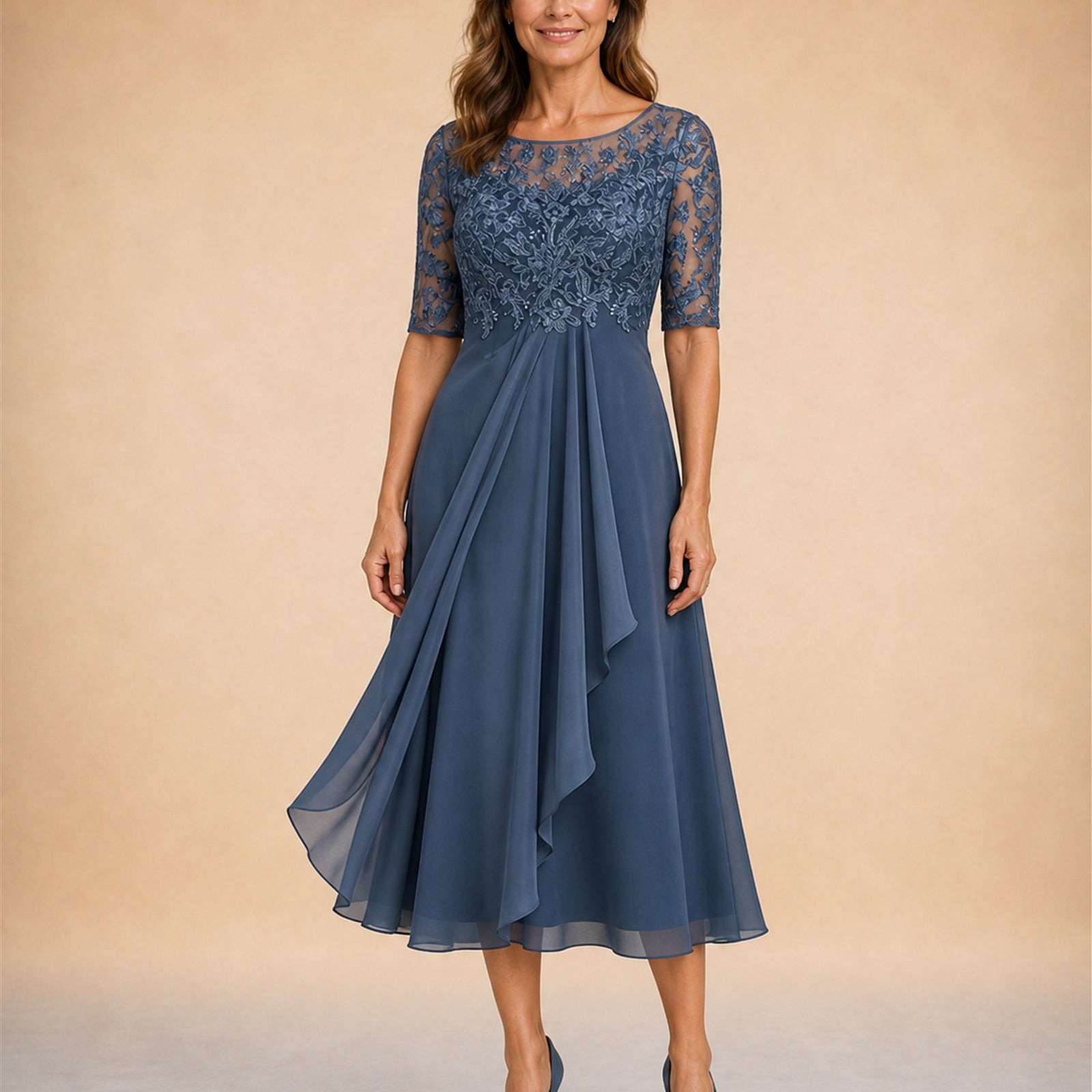 Laura în rochie elegantă albastră cu corsaj brodat, vedere frontală în studio