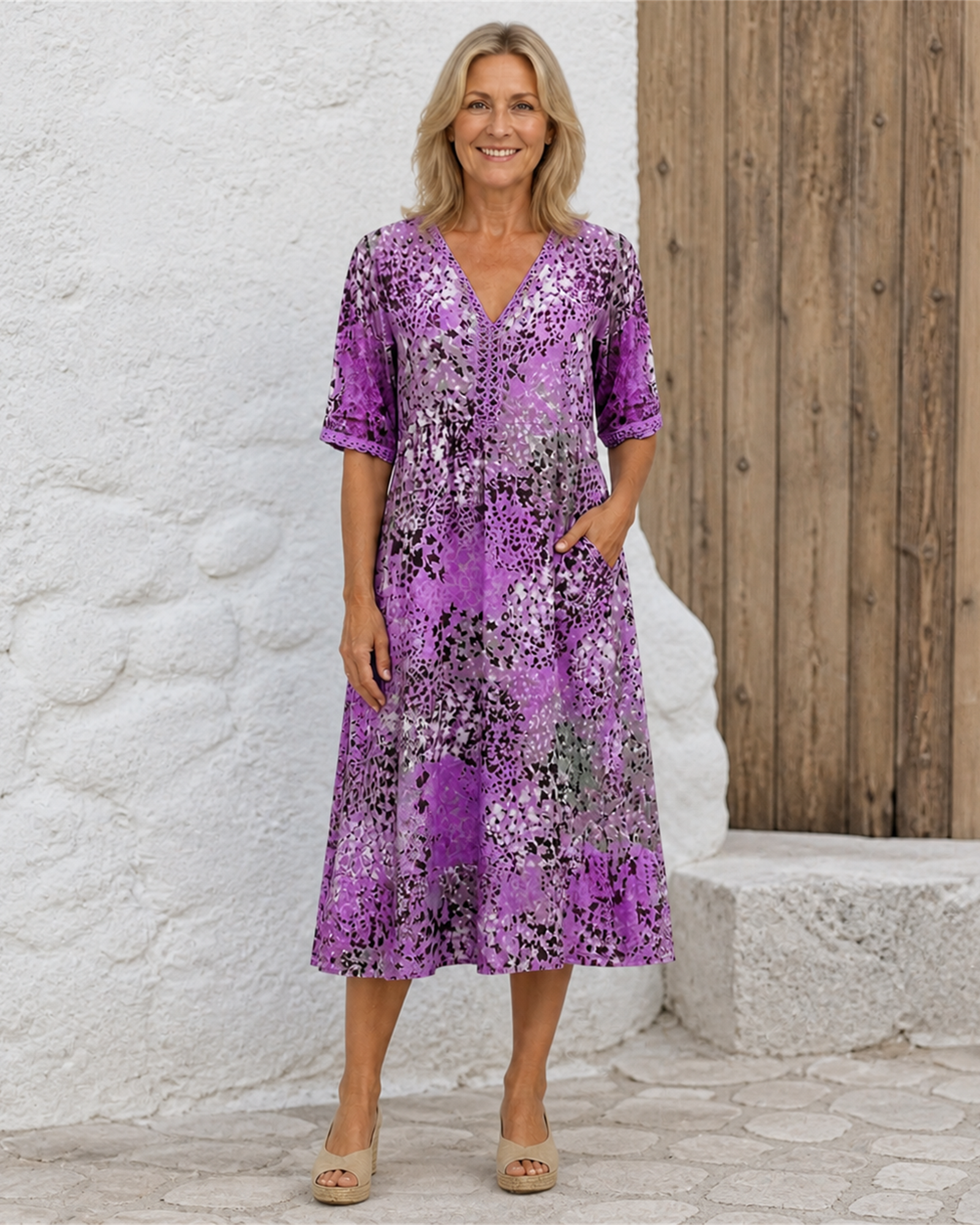 Rochie violet cu imprimeu, vedere frontală