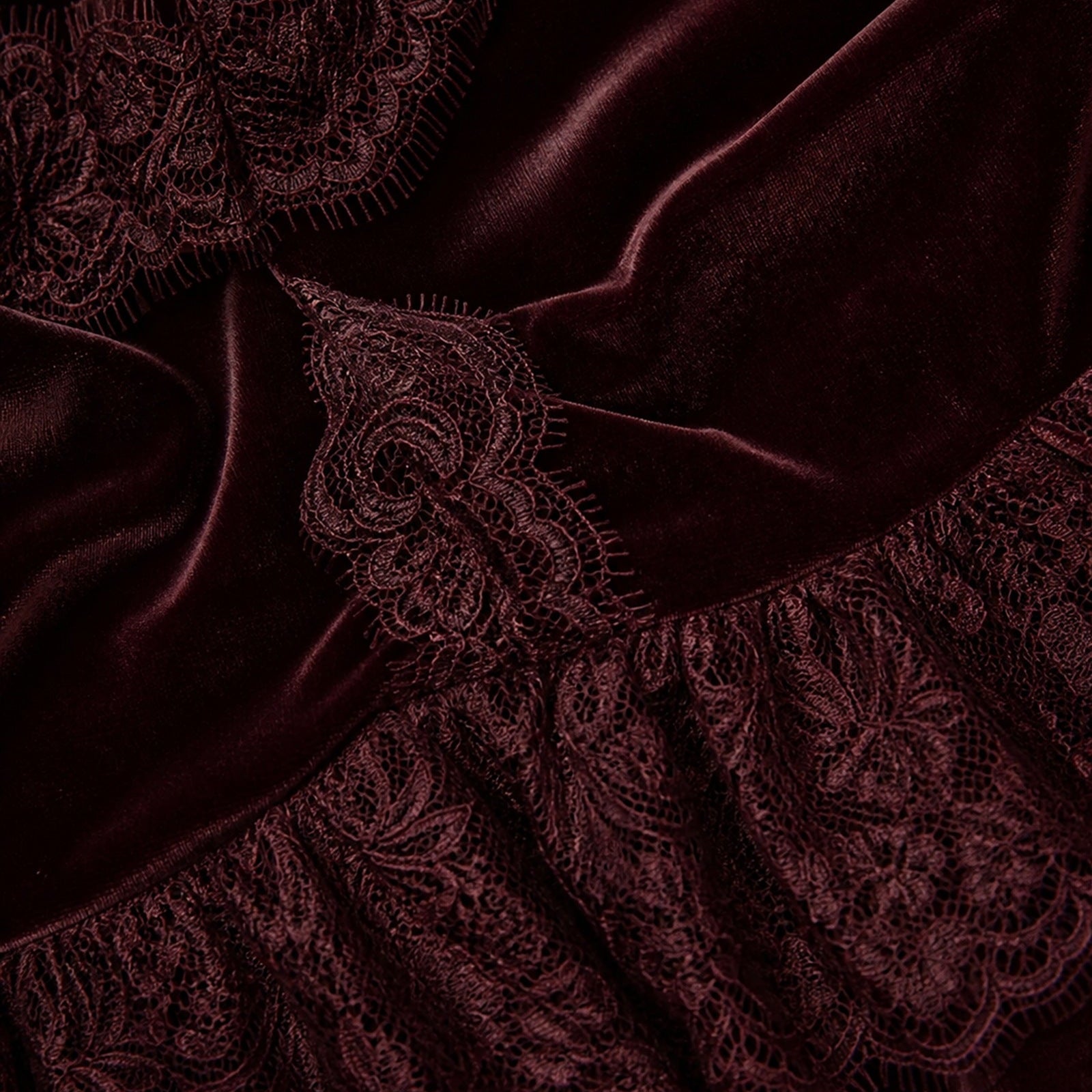 Marcela rochie burgundy din catifea cu dantelă - detaliu țesătură