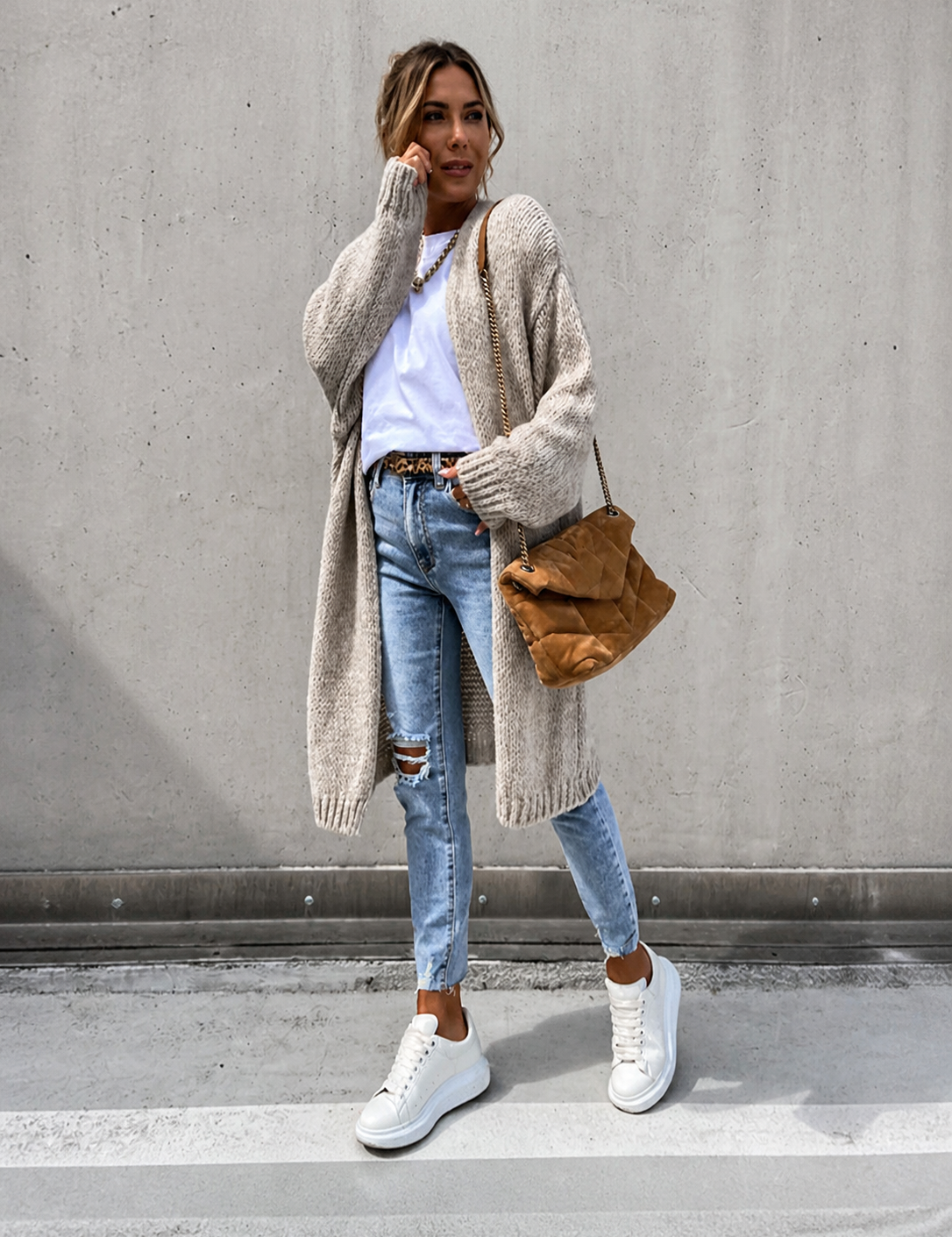 Oana cardigan lung taupe, vedere frontală integrală
