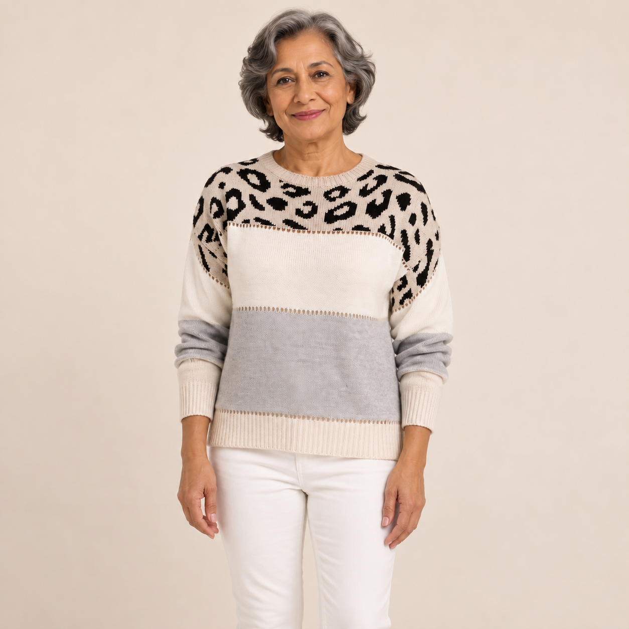 Patricia – Leopullover – Grau – Vorderansicht