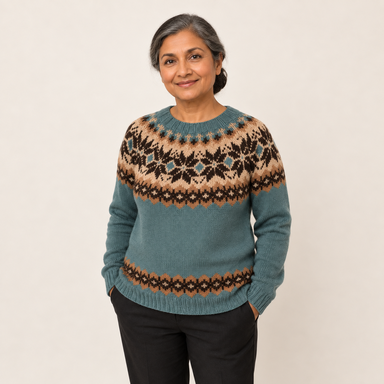 Roxana – Norwegerpullover Petrol – Vorderansicht
