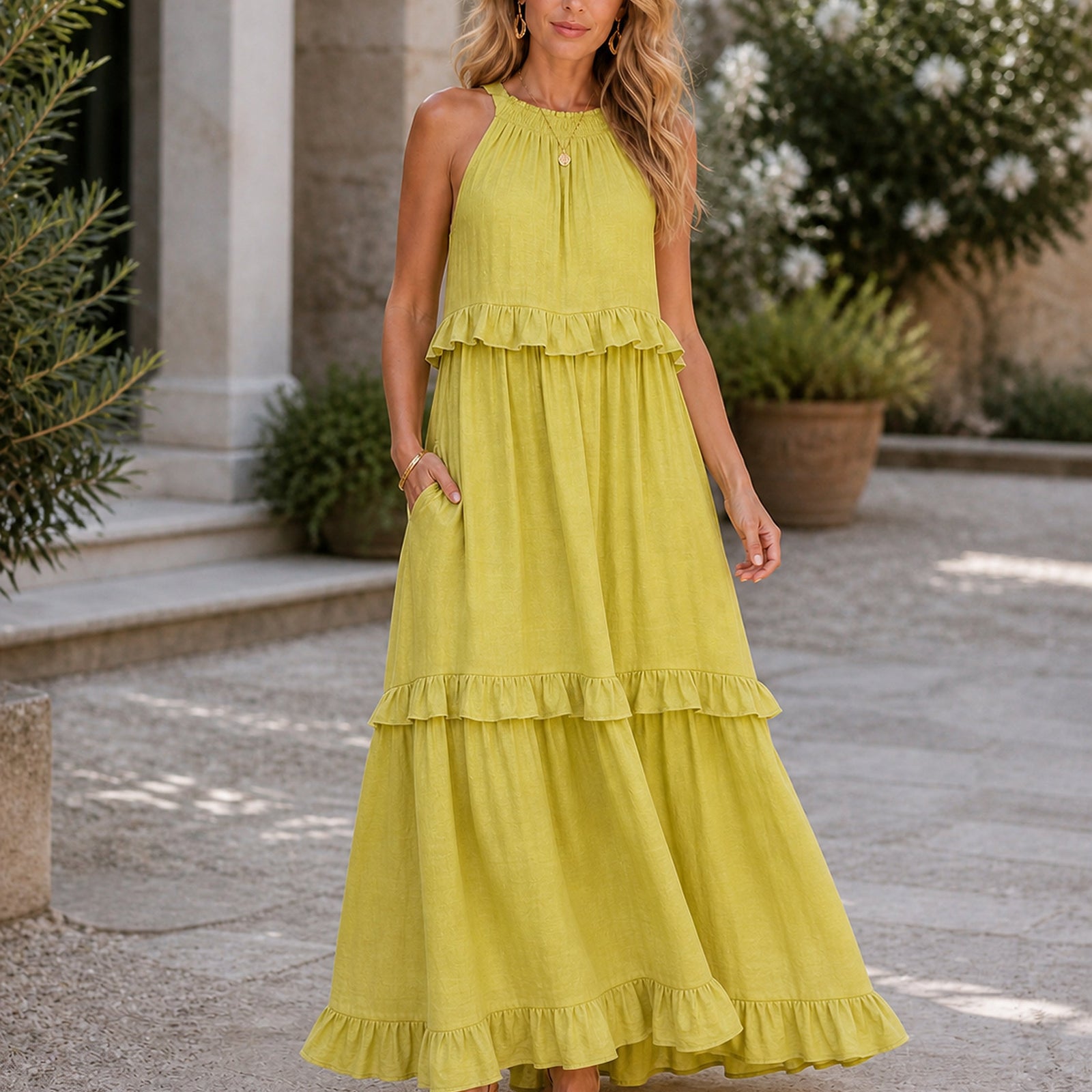 Sorina rochie maxi galbena - purtata in exterior